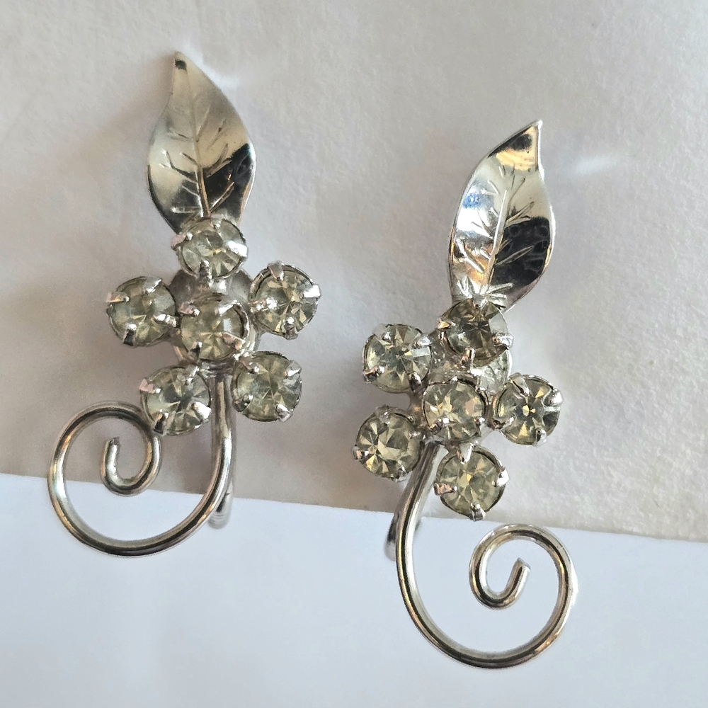 Vintage earrings Sterling Silver screwback floral flower design clear rhinestone